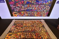 Réalisation progressive d’une fresque en mosaïque durant un atelier collaboratif MadCityZen. | © MadCityZen