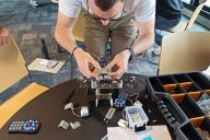 Challenge Robotique MadCityZen : une activité ludique pour renforcer cohésion et créativité. | © MadCityZen