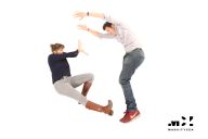 Participants partageant un moment convivial autour du stand photo de MadCityZen. | © MadCityZen