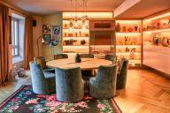 Un espace coloré et inspiré, idéal pour des sessions créatives ou des réunions décontractées. | © 25HOURS TERMINUS NORD