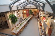 Un espace cosy et élégant, propice aux échanges informels et aux moments de détente. | © La Fabrique Générale