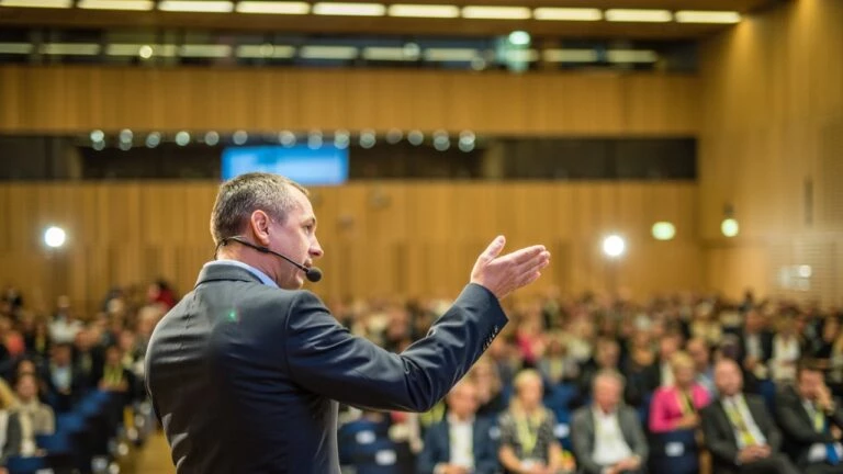 animateur-seminaire-dentreprise-Grande-768x432