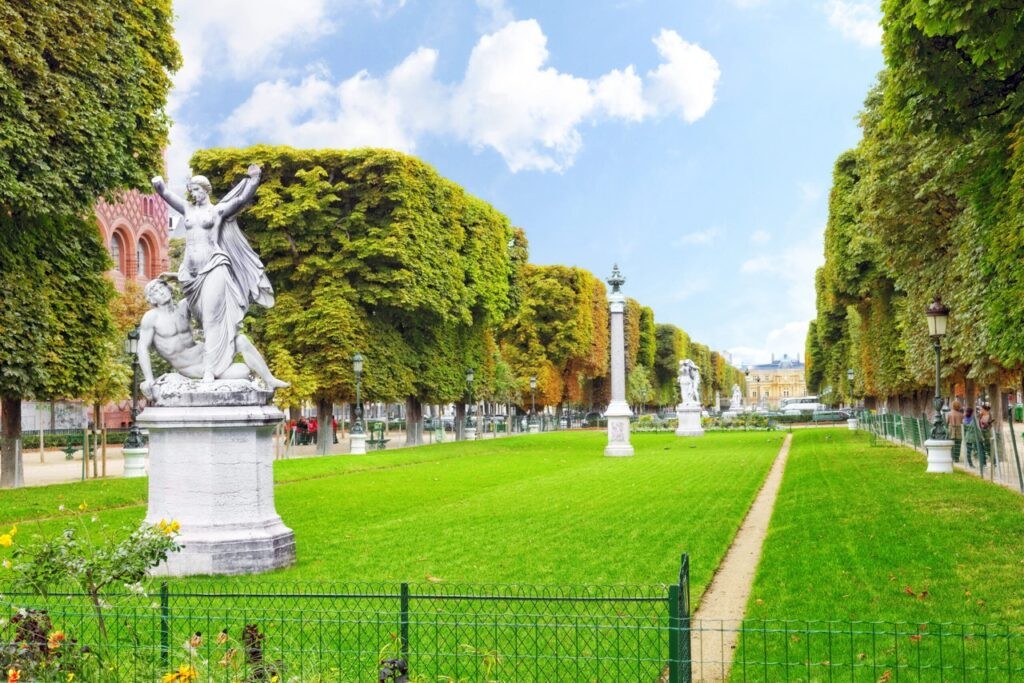 jardin-luxembourg-paris-scaled-Grande-1024x683