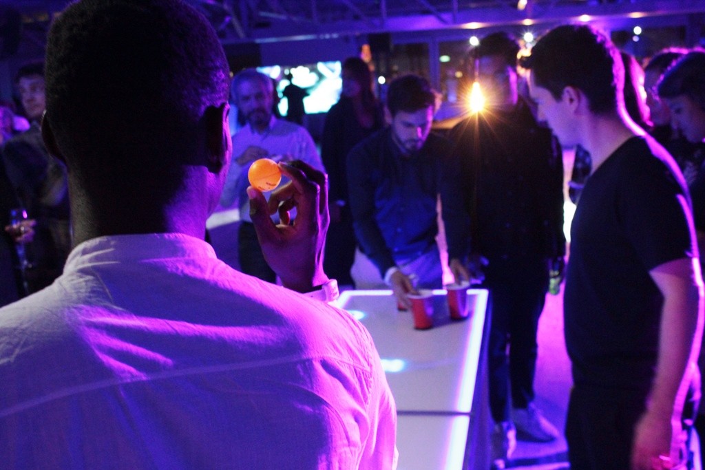 beer-pong-digital-team-building