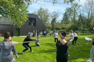 Ambiance dynamique et compétitive pendant les Olympiades d’entreprise signées MadCityZen. | © MadCityZen