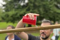 Fous rires et dépassement de soi lors d’une épreuve fun des Olympiades MadCityZen. | © MadCityZen