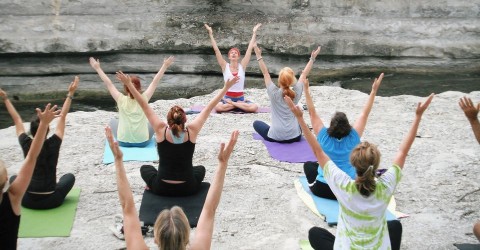 une detente de l esprit pour une pause dynamique et relaxante zen et bien etre initiation au yoga