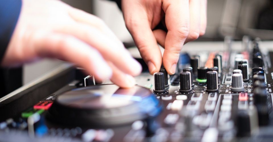 pratique-du-mix-musique-et-expression-be-the-dj