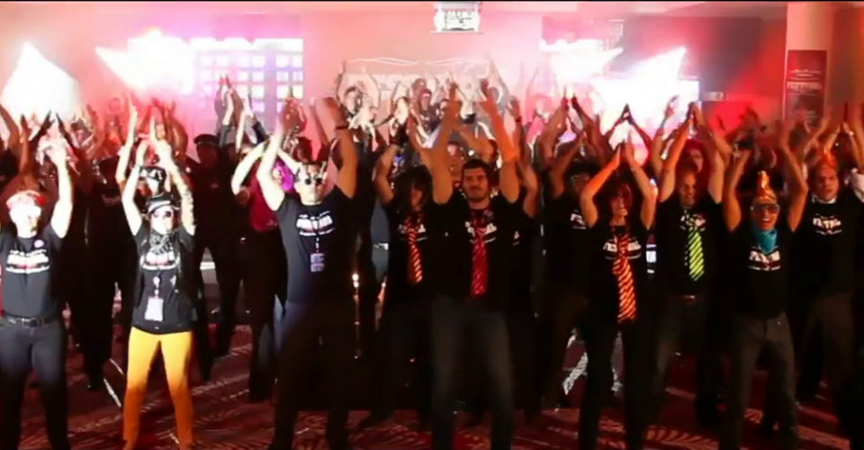 prestation-grandiose-dans-un-lieu-insolite-musique-et-expression-flash-mob
